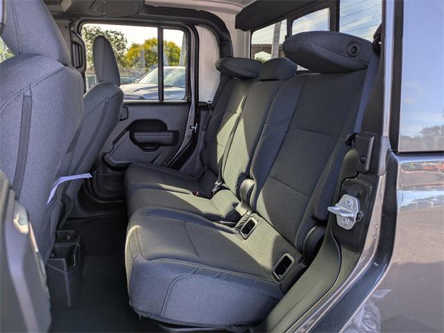 new 2025 Jeep Gladiator car, priced at $48,540