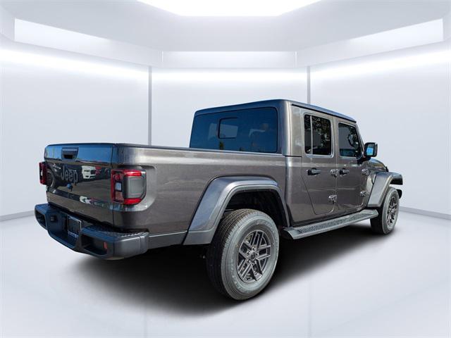 new 2025 Jeep Gladiator car, priced at $48,540