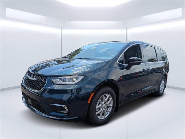 new 2025 Chrysler Pacifica car, priced at $50,685