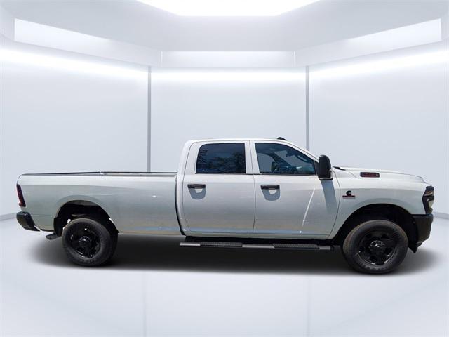 new 2025 Ram 3500 car, priced at $62,010