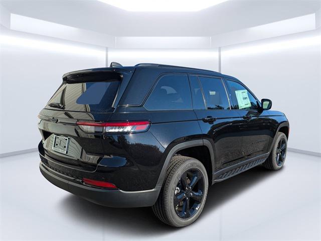 new 2025 Jeep Grand Cherokee car, priced at $41,495