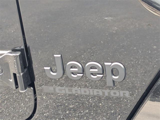 new 2025 Jeep Gladiator car, priced at $45,235