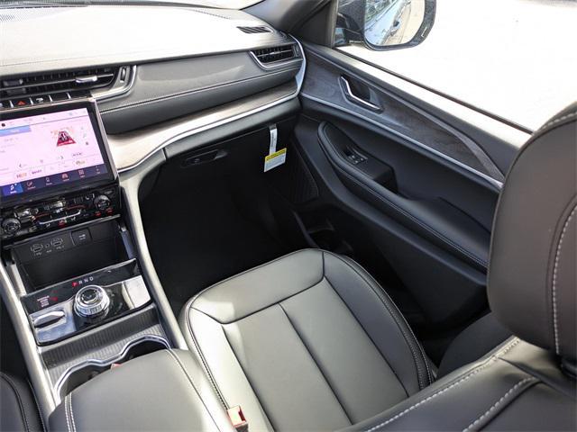 new 2025 Jeep Grand Cherokee L car, priced at $45,960