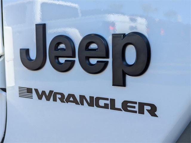 new 2025 Jeep Wrangler car, priced at $52,585