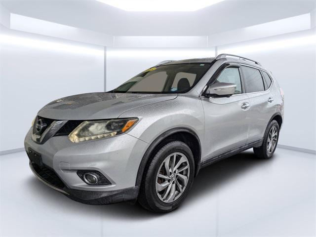 used 2015 Nissan Rogue car, priced at $9,999