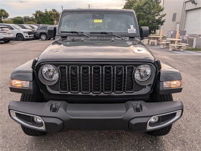 new 2024 Jeep Gladiator car, priced at $48,372