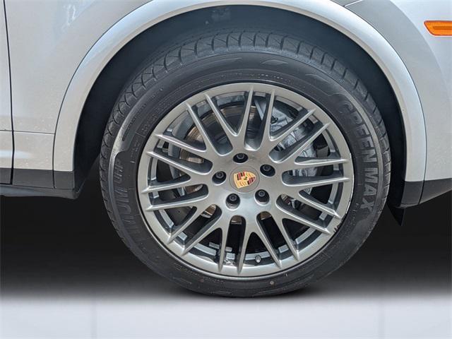 used 2018 Porsche Cayenne car, priced at $21,222