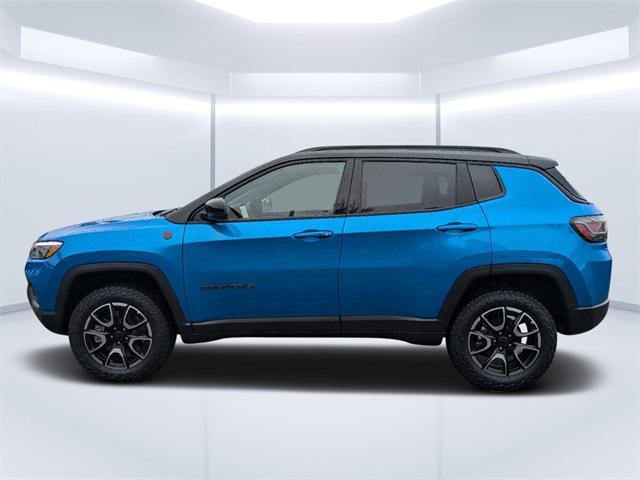 new 2025 Jeep Compass car, priced at $33,999