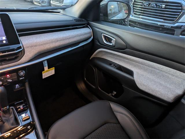 new 2025 Jeep Compass car, priced at $30,360