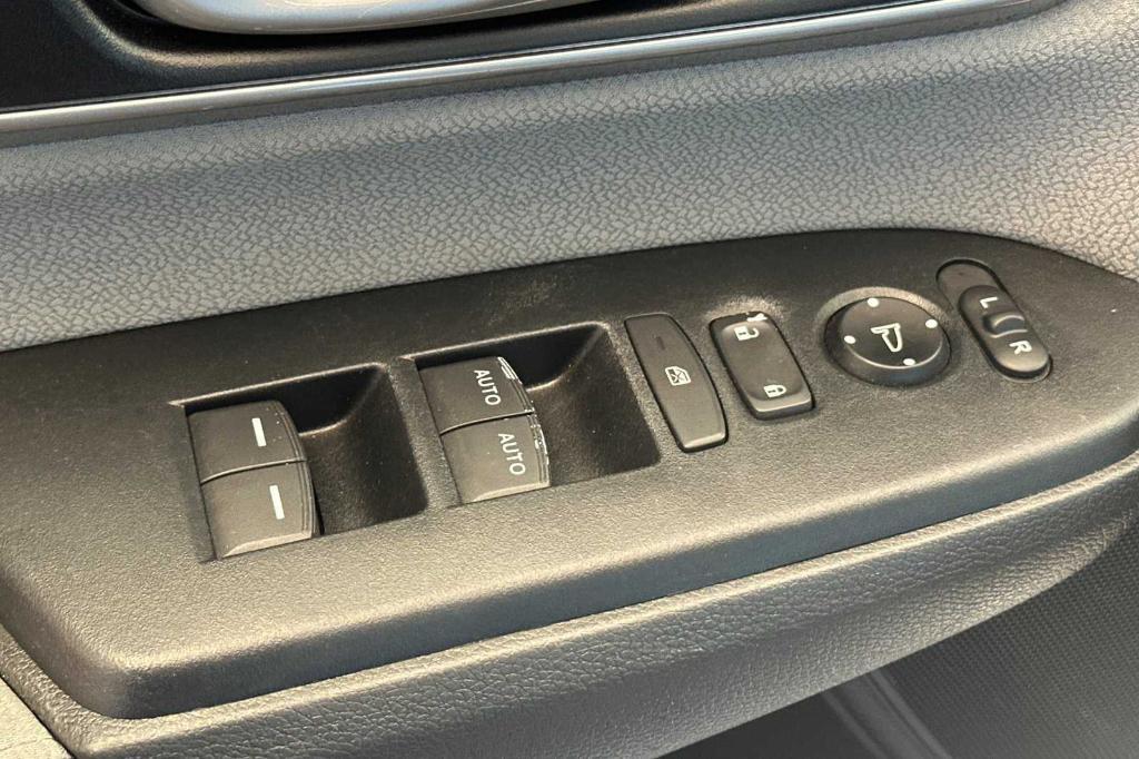 used 2022 Honda CR-V car, priced at $25,775