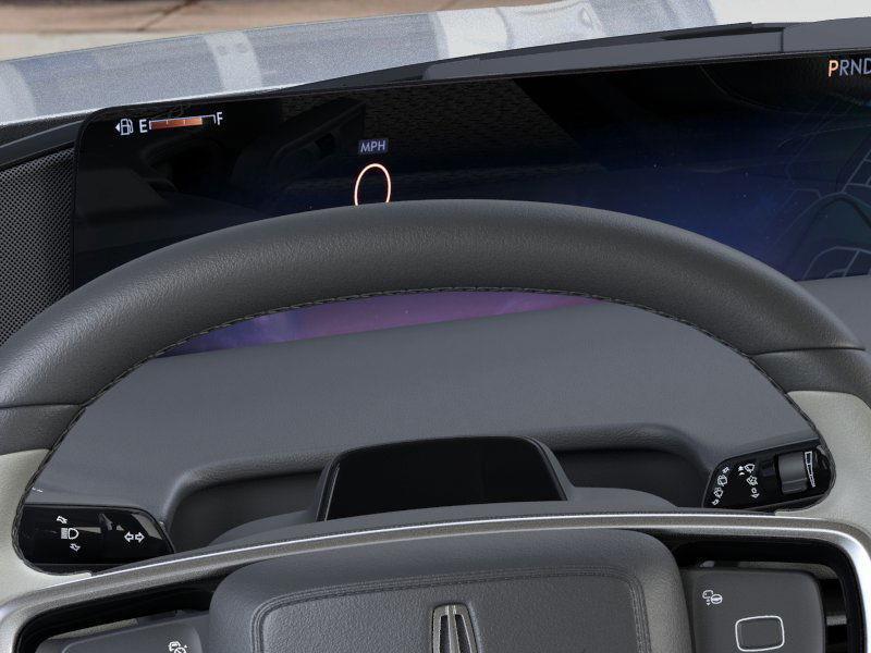 new 2025 Lincoln Navigator L car, priced at $105,437