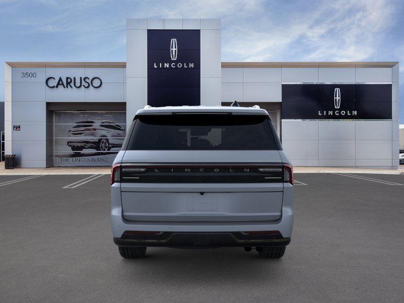 new 2025 Lincoln Navigator L car, priced at $105,437