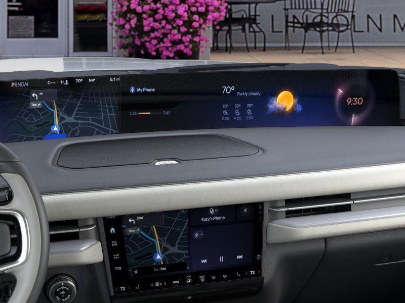 new 2025 Lincoln Navigator L car, priced at $105,437