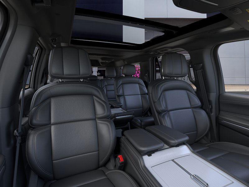 new 2025 Lincoln Navigator L car, priced at $108,797