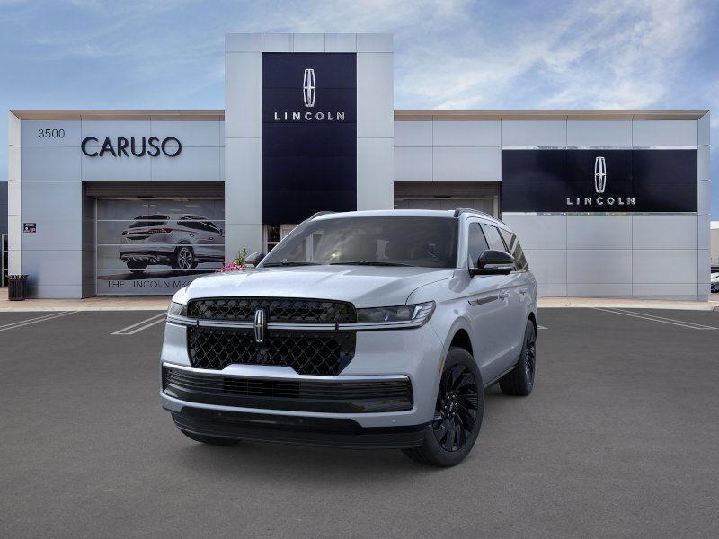 new 2025 Lincoln Navigator car, priced at $103,286