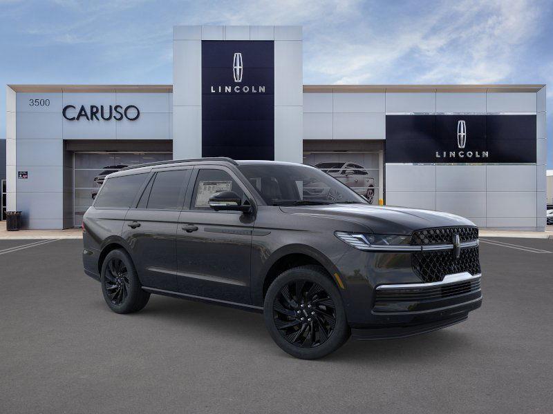new 2025 Lincoln Navigator car, priced at $105,206