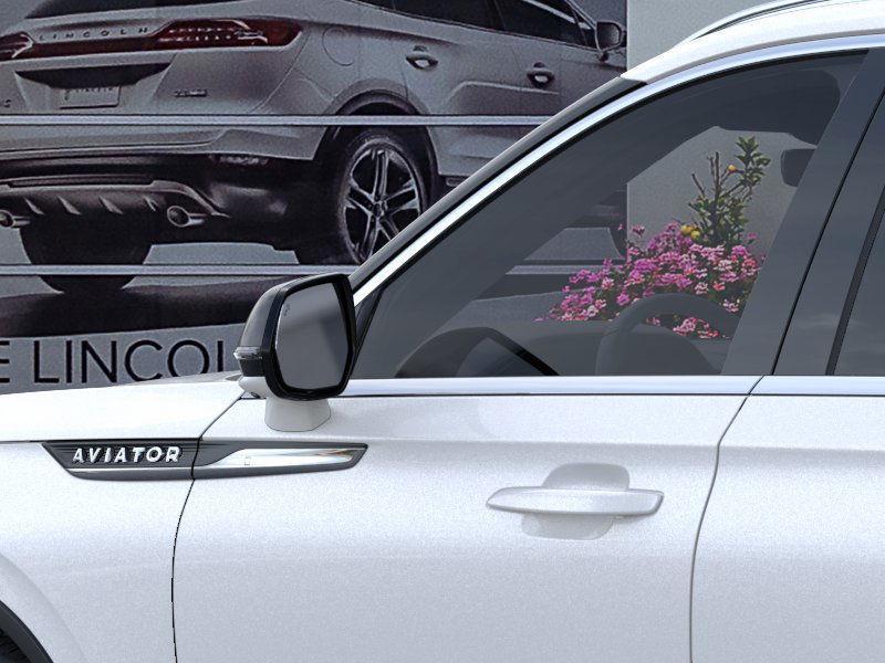 new 2025 Lincoln Aviator car, priced at $80,016
