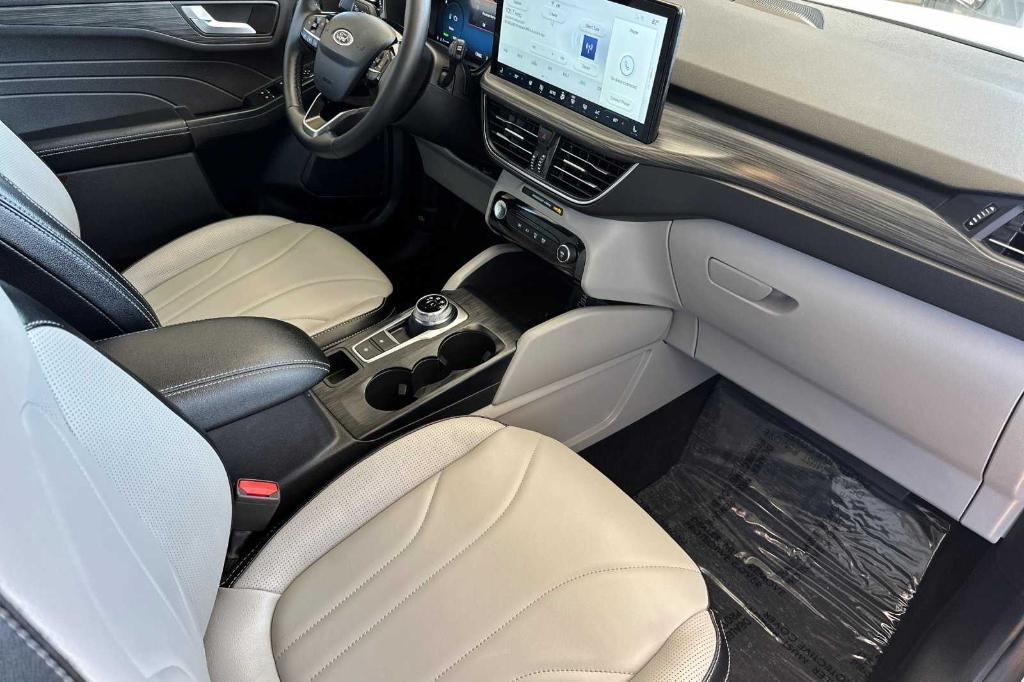 used 2025 Ford Escape car, priced at $31,975