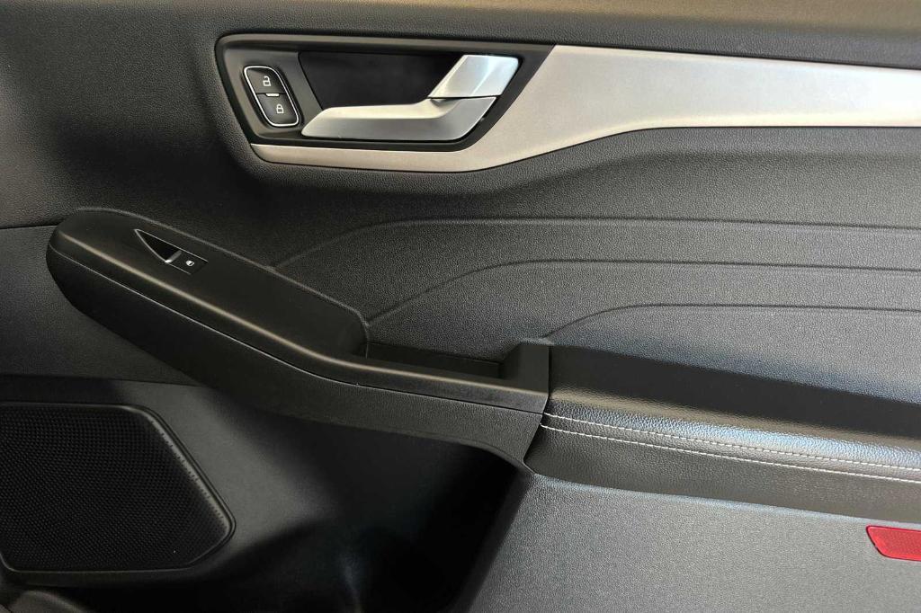 used 2022 Ford Escape car, priced at $21,875