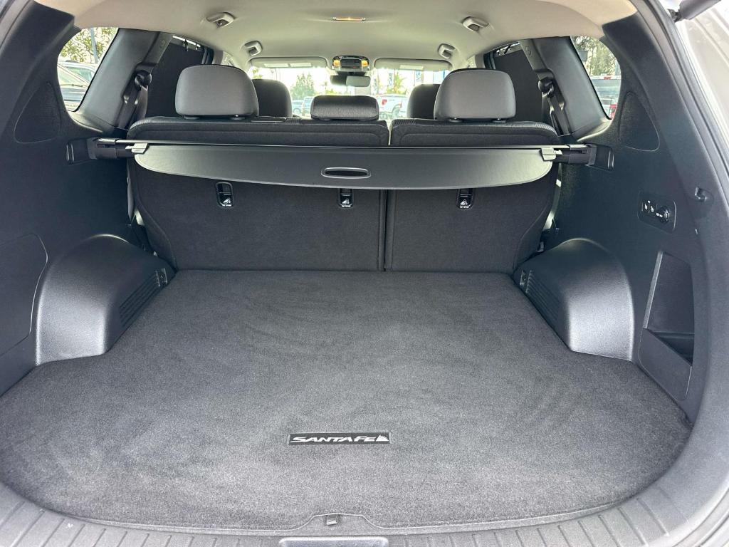 used 2022 Hyundai Santa Fe car, priced at $22,700