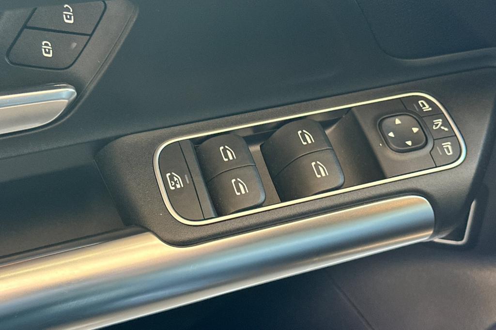 used 2023 Mercedes-Benz GLA 250 car, priced at $28,775