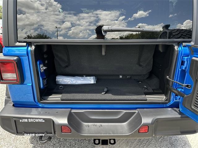 new 2025 Jeep Wrangler car, priced at $37,262