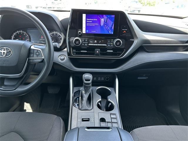 used 2023 Toyota Highlander car, priced at $29,105