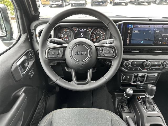 new 2025 Jeep Gladiator car, priced at $39,949