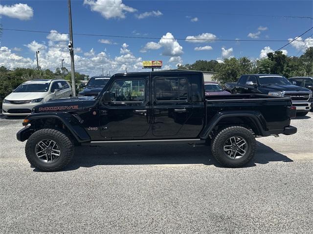 new 2025 Jeep Gladiator car, priced at $45,739