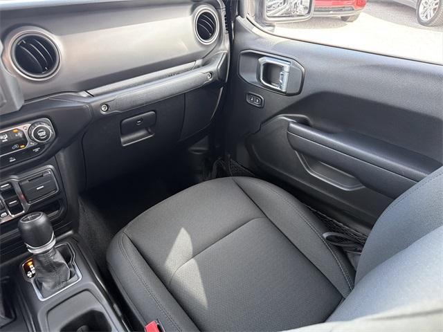 used 2023 Jeep Gladiator car, priced at $34,289