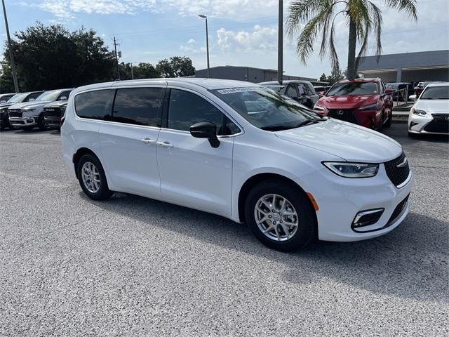 new 2026 Chrysler Pacifica car, priced at $35,840