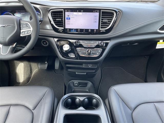 new 2026 Chrysler Pacifica car, priced at $35,840