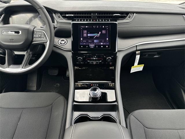 new 2025 Jeep Grand Cherokee car, priced at $36,067