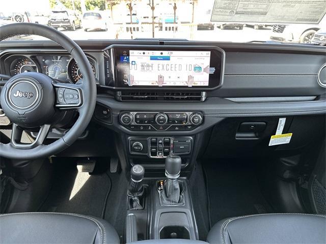 new 2025 Jeep Gladiator car, priced at $42,977