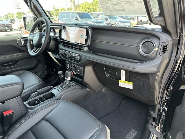 new 2025 Jeep Gladiator car, priced at $42,977