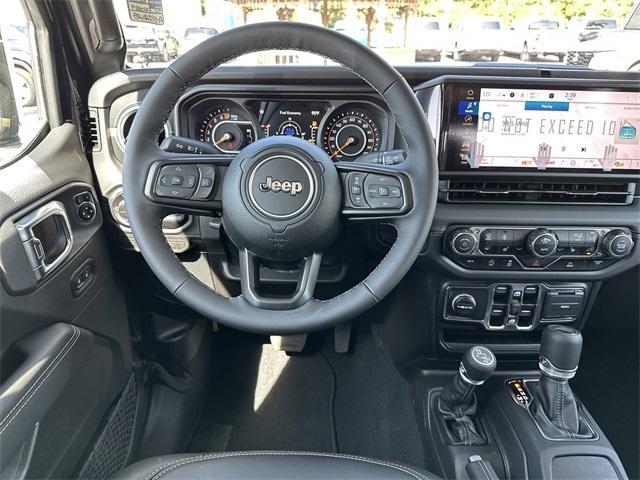 new 2025 Jeep Gladiator car, priced at $42,977