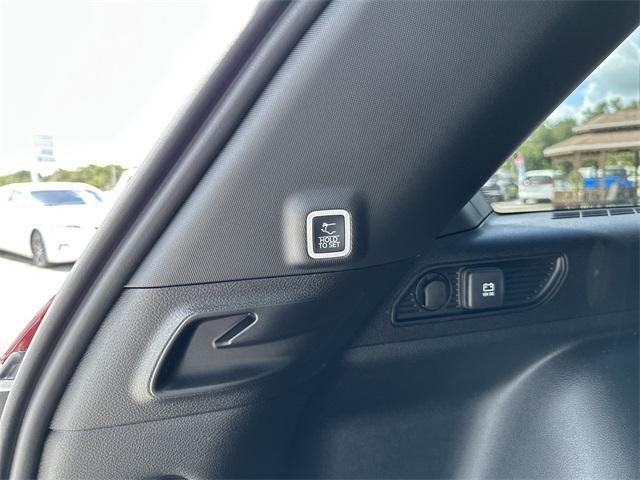 new 2025 Jeep Grand Cherokee car, priced at $44,074