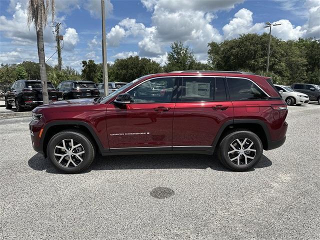 new 2025 Jeep Grand Cherokee car, priced at $44,074