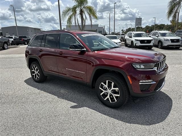 new 2025 Jeep Grand Cherokee car, priced at $44,074