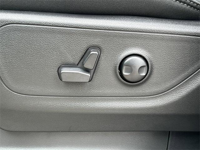 new 2025 Ram 1500 car, priced at $51,330