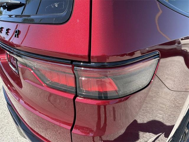 new 2025 Jeep Wagoneer car, priced at $64,382