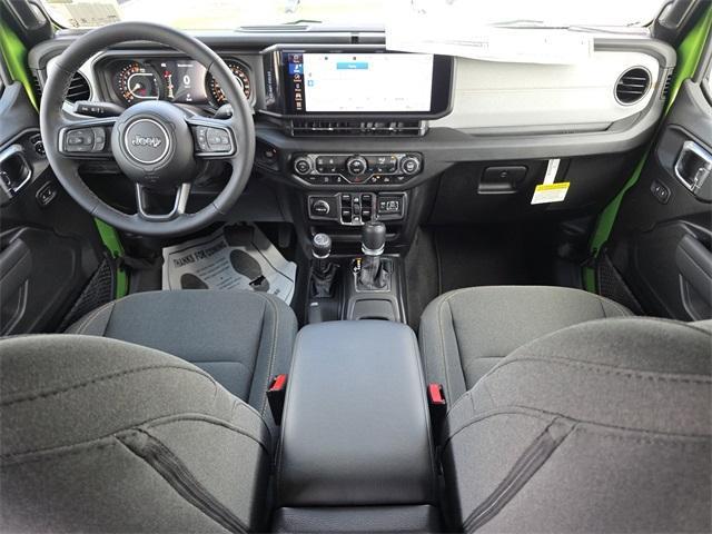 new 2025 Jeep Gladiator car, priced at $42,105