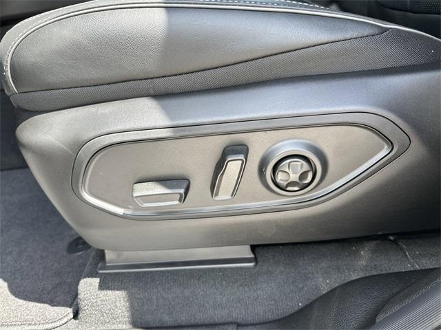 new 2025 Jeep Grand Cherokee L car, priced at $54,946