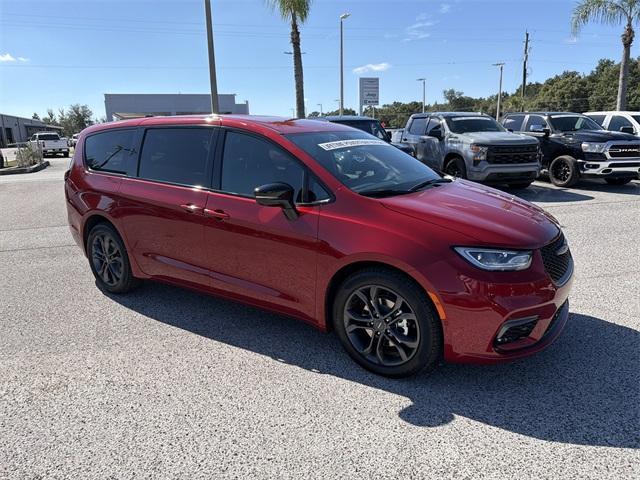 new 2026 Chrysler Pacifica car, priced at $40,505