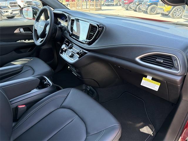 new 2026 Chrysler Pacifica car, priced at $40,505