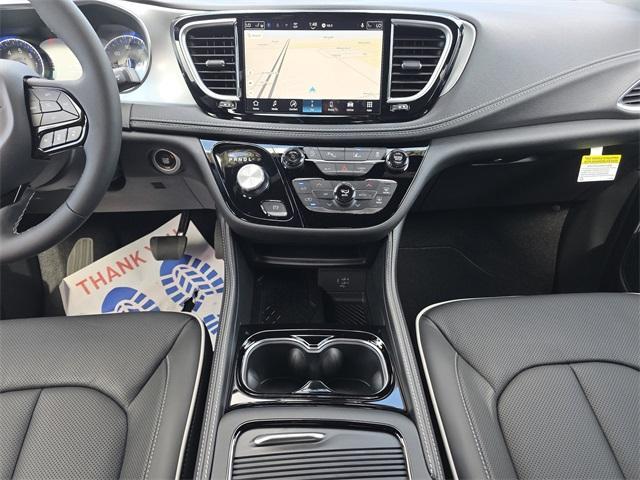 new 2026 Chrysler Pacifica car, priced at $45,881