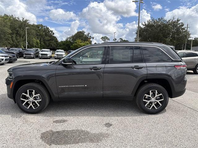 new 2025 Jeep Grand Cherokee car, priced at $39,303