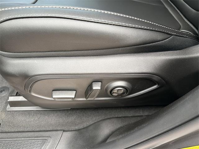 new 2025 Jeep Grand Cherokee car, priced at $39,303