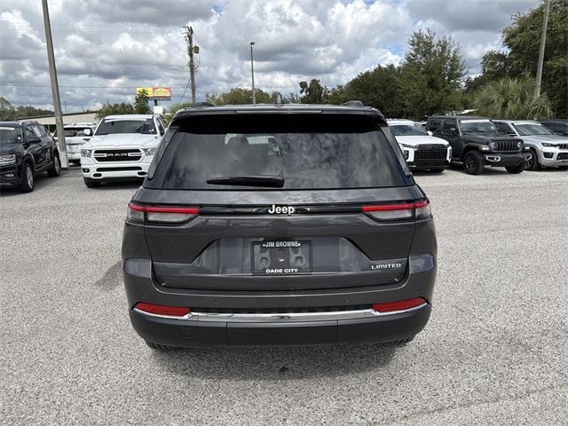 new 2025 Jeep Grand Cherokee car, priced at $39,303