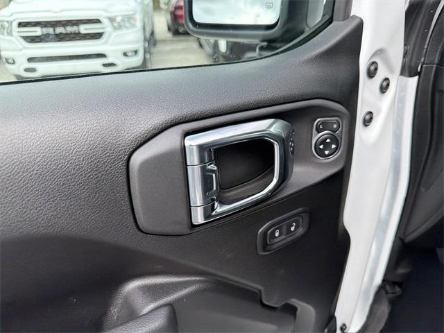 new 2026 Jeep Wrangler car, priced at $43,893